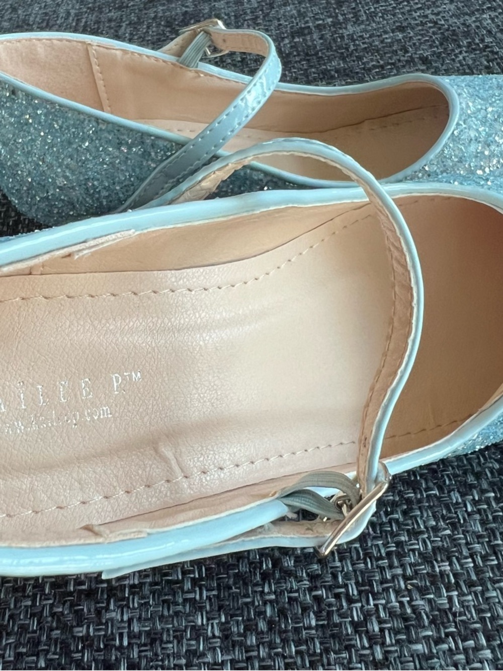 NWT Kailee Light Blue Rock Glitter Mary Jane Heels Size 1 - Picture 7 of 9